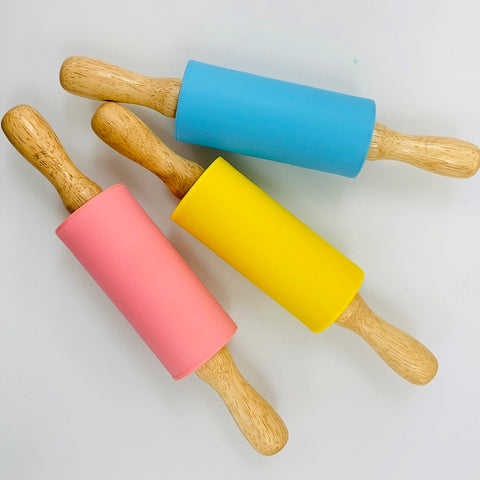 The Dough House - Silicon Rolling Pin with Wooden Handle