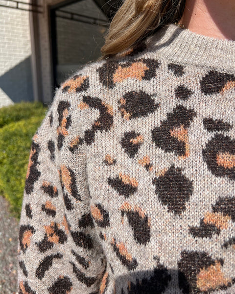 THML - Leopard Print Knit Sweater